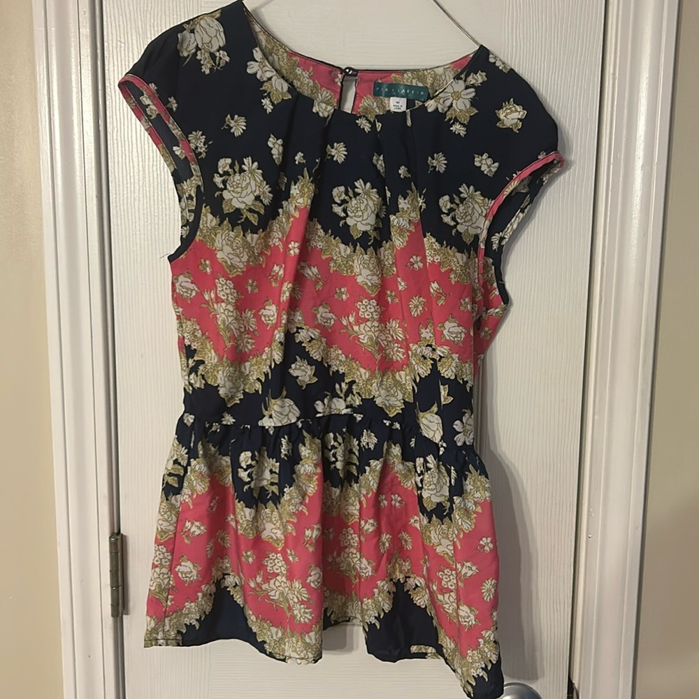 Floral pattern peplum blouse - women’s medium